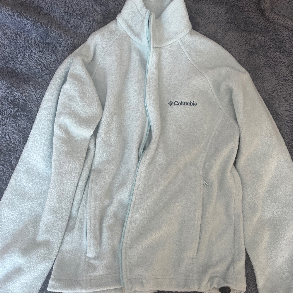 Medium Columbia